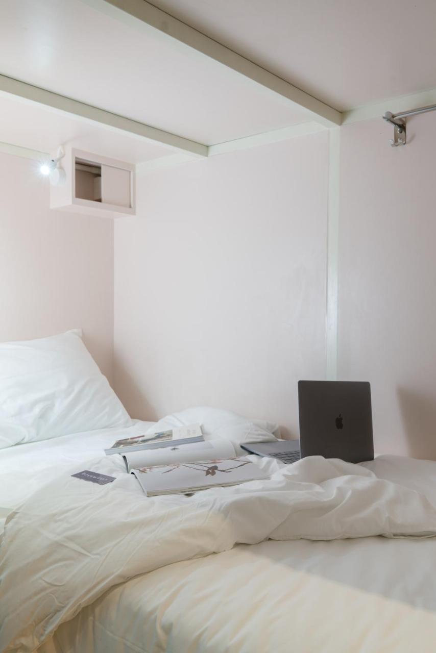 Temmu Co-Living Hostel Bandung Luaran gambar